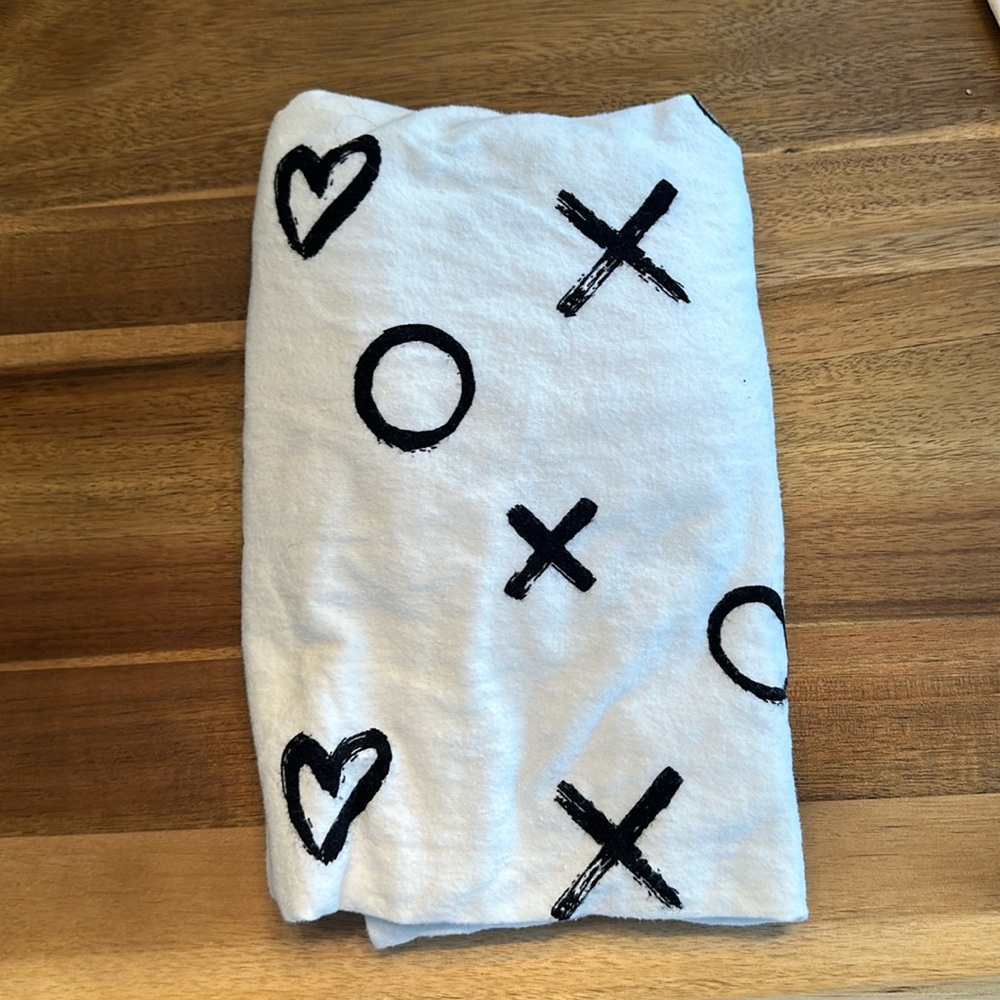 XO Cotton Swaddle